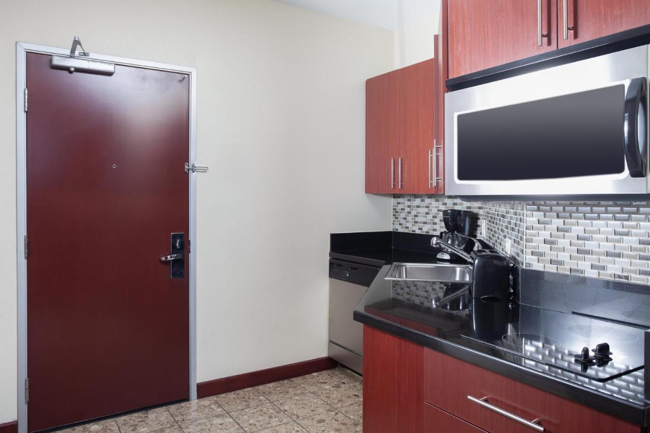 Hotel Staybridge Vegas - Stadium District 3*