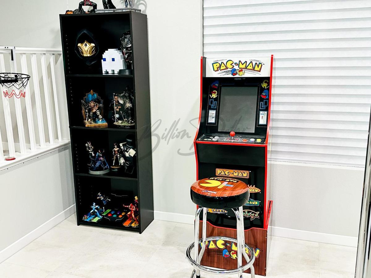 The Ultimate Gaming House! Holiday home *