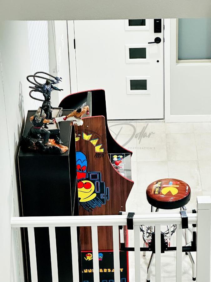 The Ultimate Gaming House! *