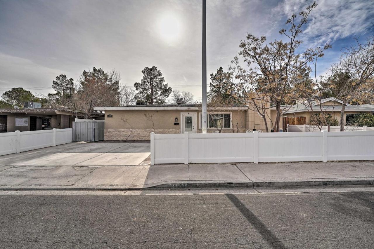 With Private Pool - Near Vegas Strip! Holiday home Las Vegas
