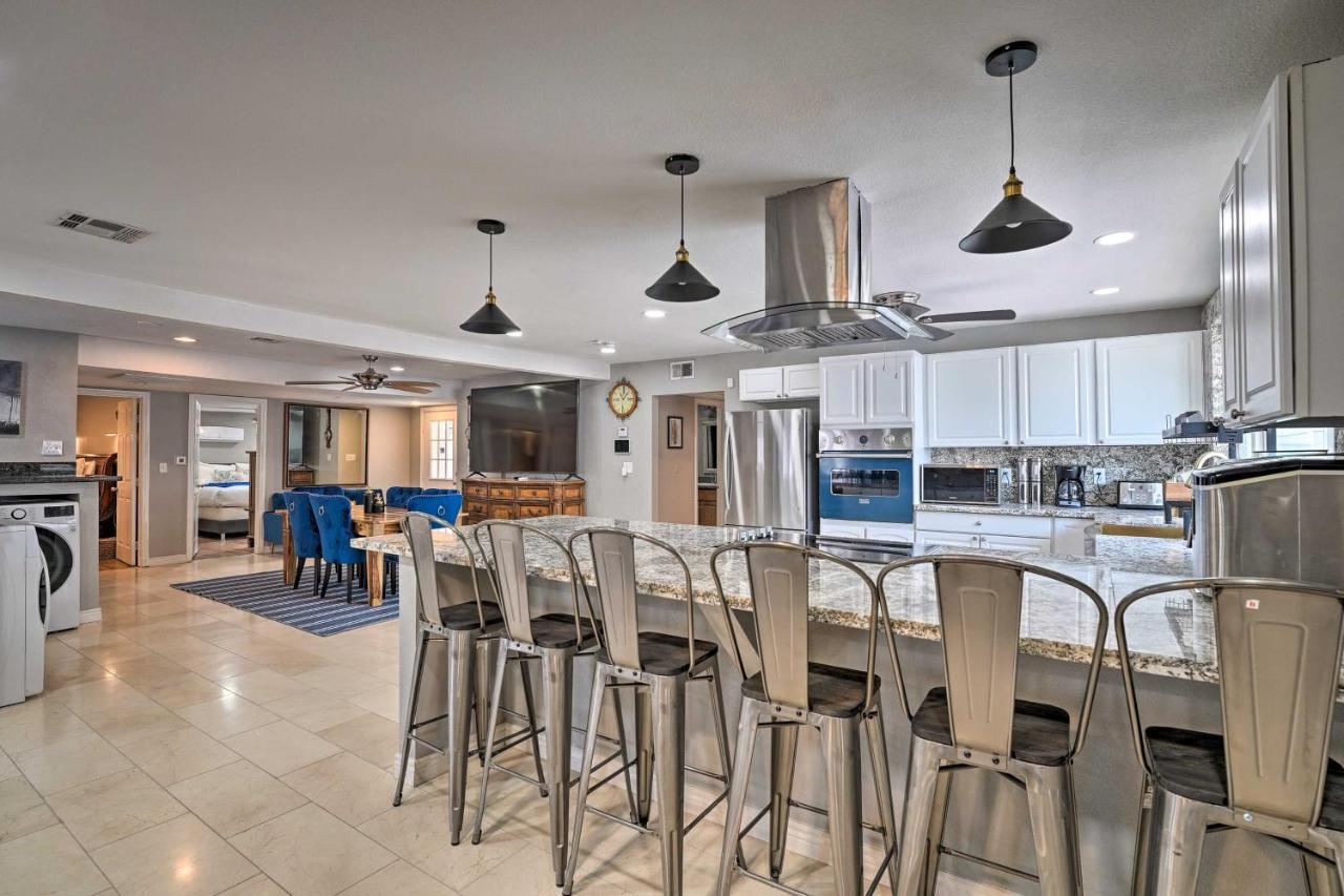 Holiday home With Private Pool - Near Vegas Strip! Las Vegas