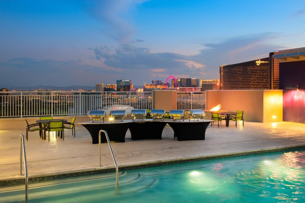 Springhill By Marriott Vegas Convention Center 3*