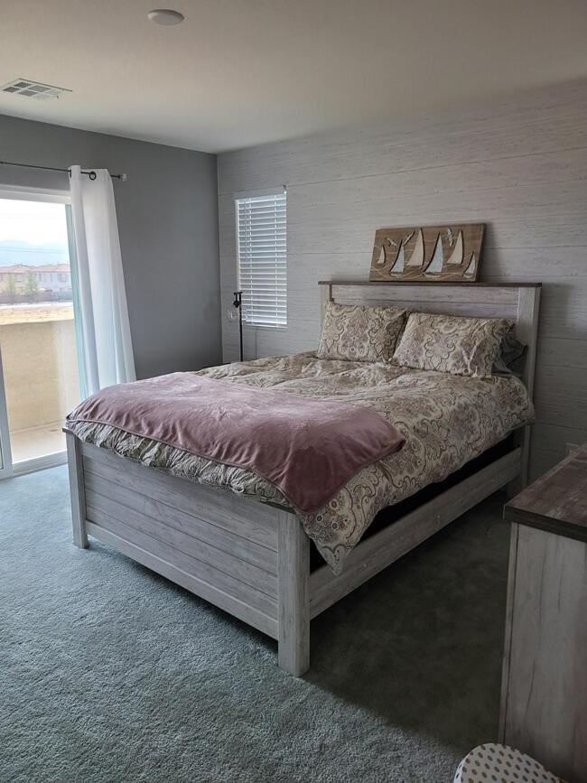 Apartment Jt *