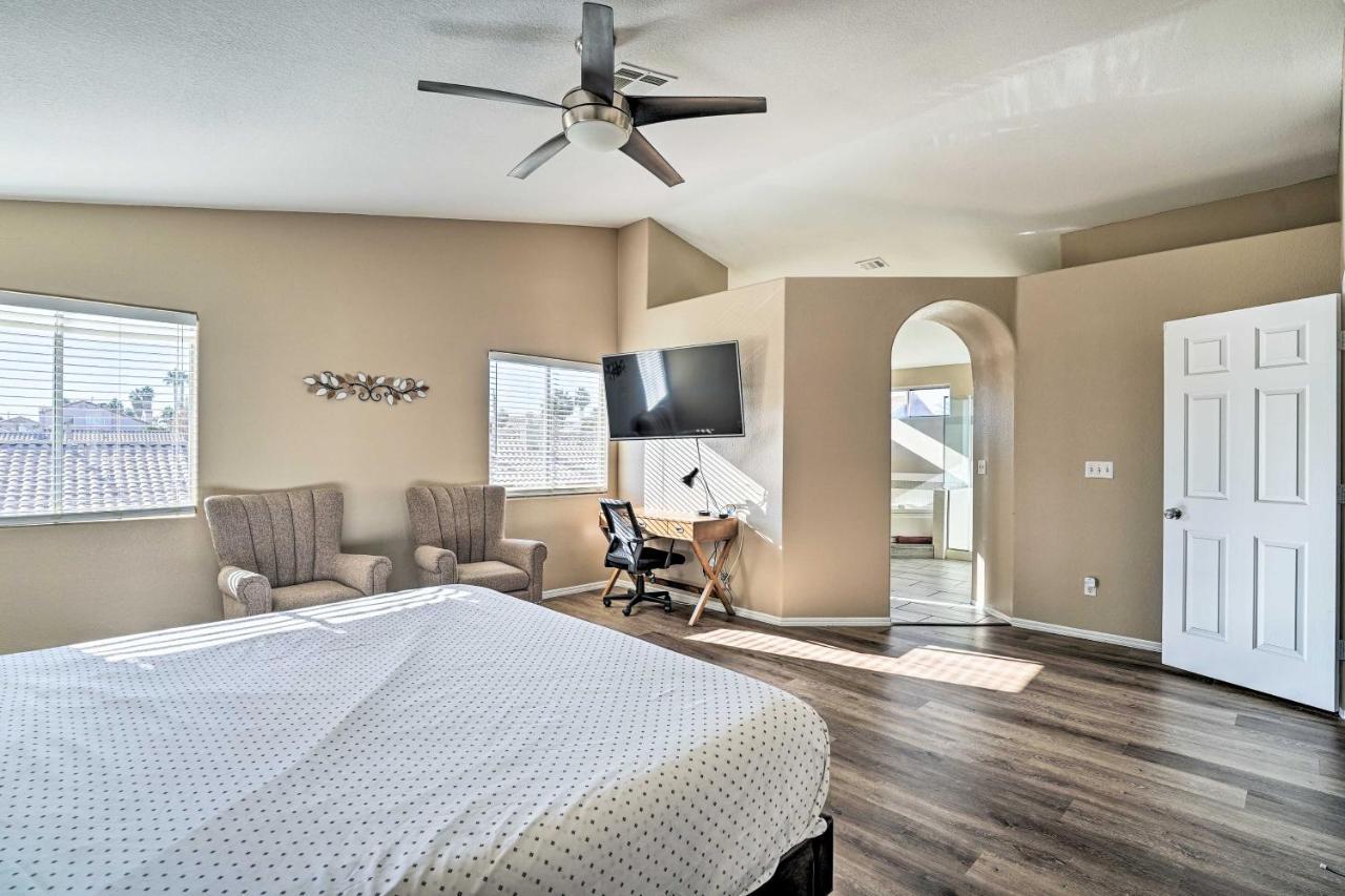 Vegas Getaway About 8 Mi To Vegas Strip! Holiday home