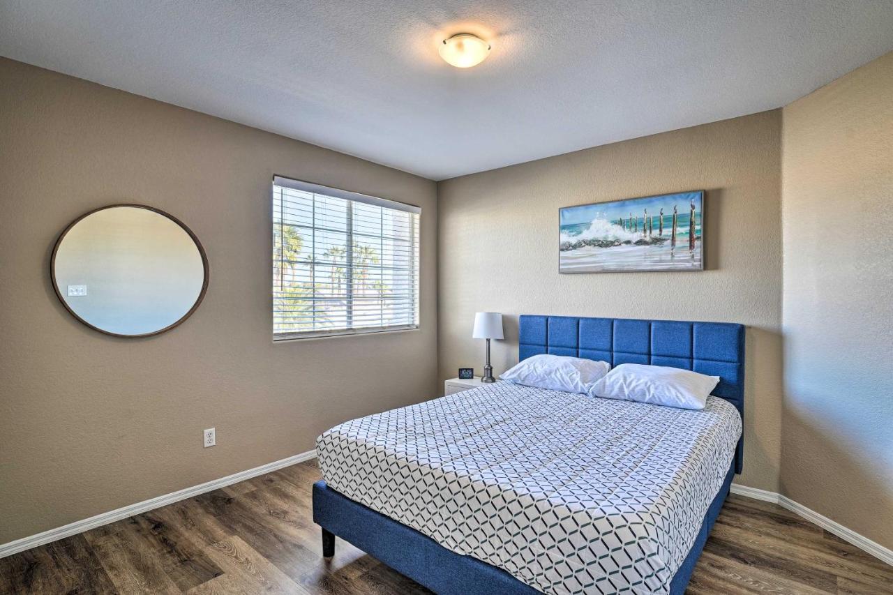 Vegas Getaway About 8 Mi To Vegas Strip! Holiday home