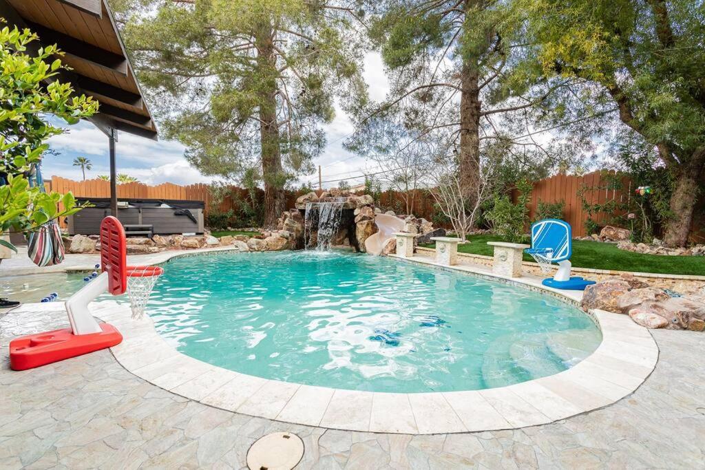 The Vegas Ranch * Las Vegas