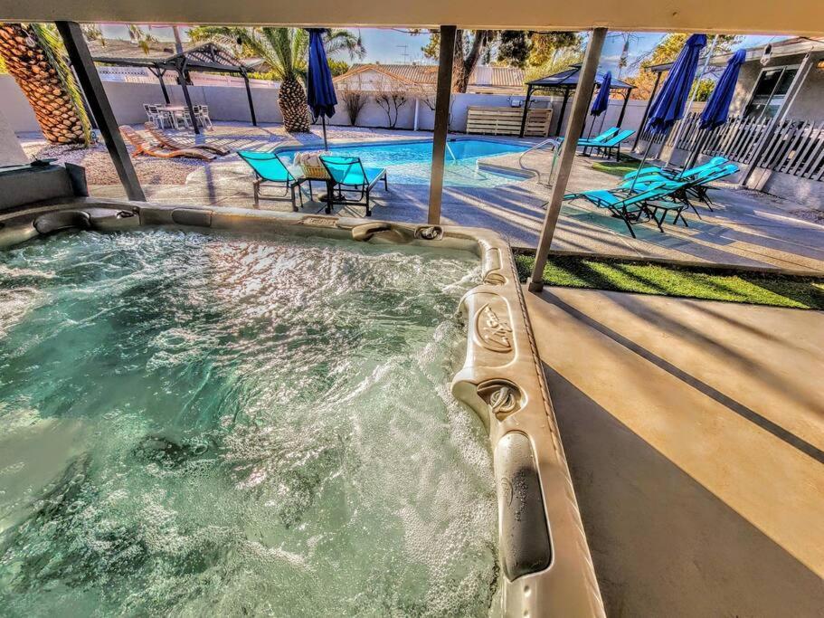 #72diamond Ranch W/pool&spa: Mins To Lv Strip/unlv