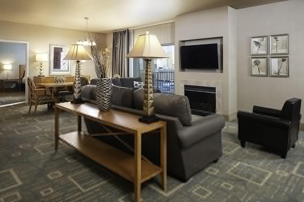 Hotel The Platinum 4*