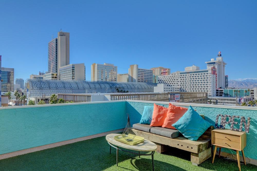 Hotel Oasis At Gold Spike (adults Only) Las Vegas