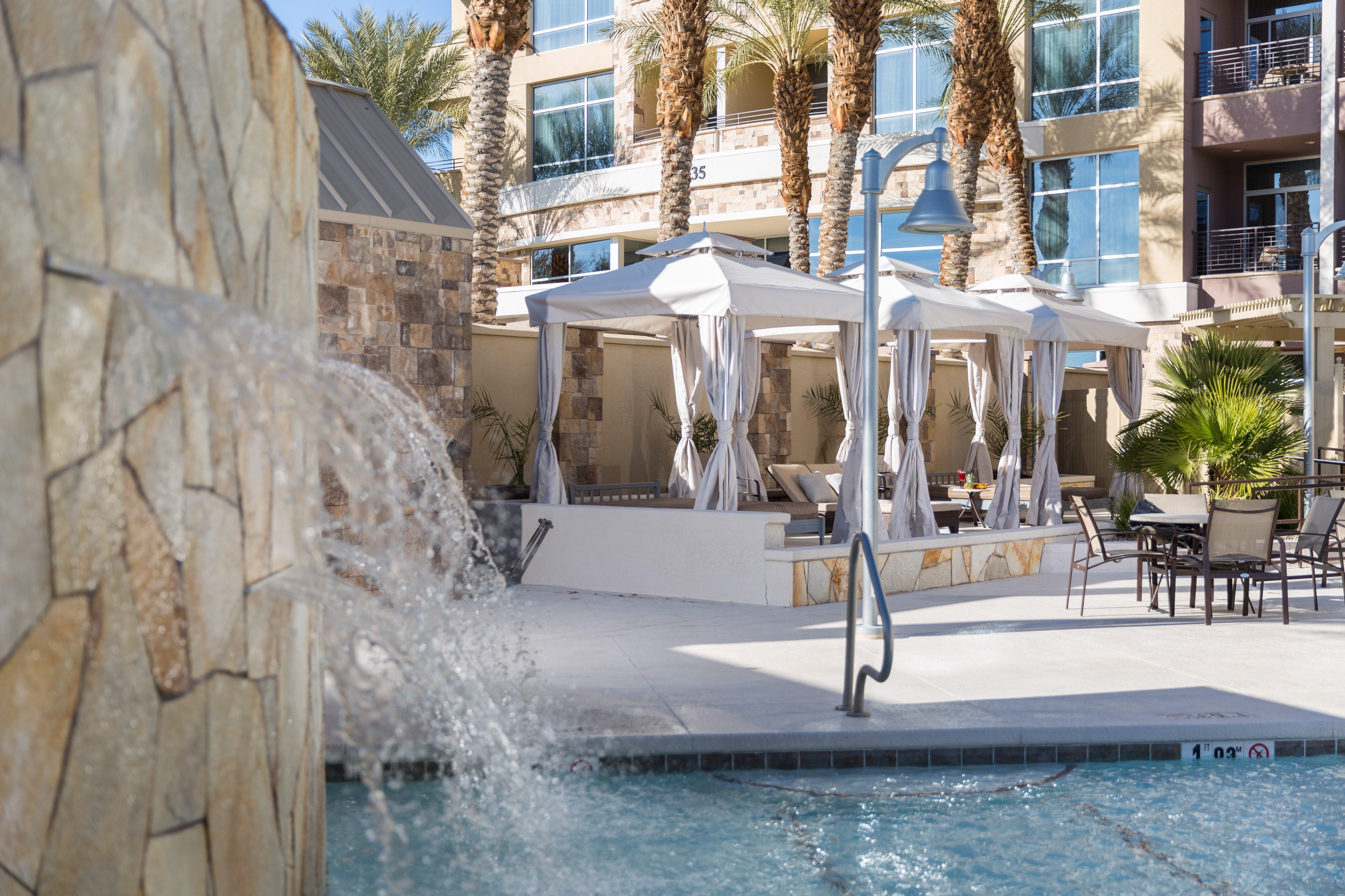 Staybridge Vegas - Stadium District 3* Las Vegas