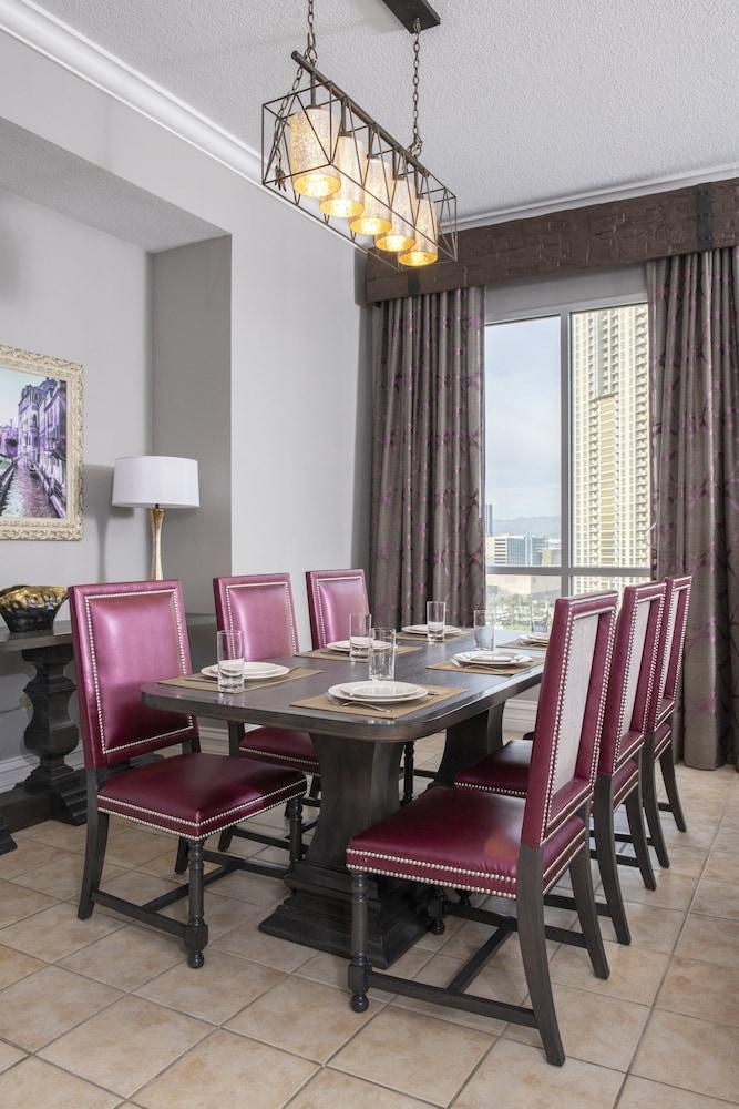 Resort Club Wyndham Grand Desert - Club Wyndham 3*