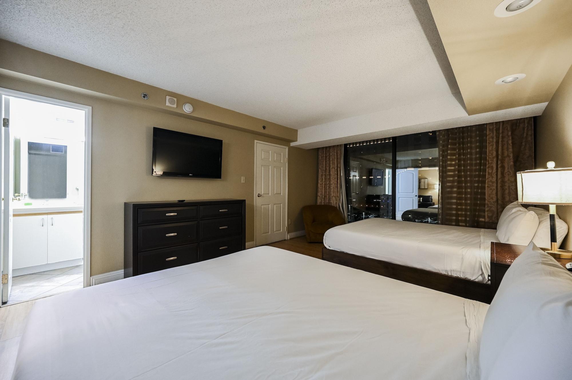 Hotel Jockey Club 3*