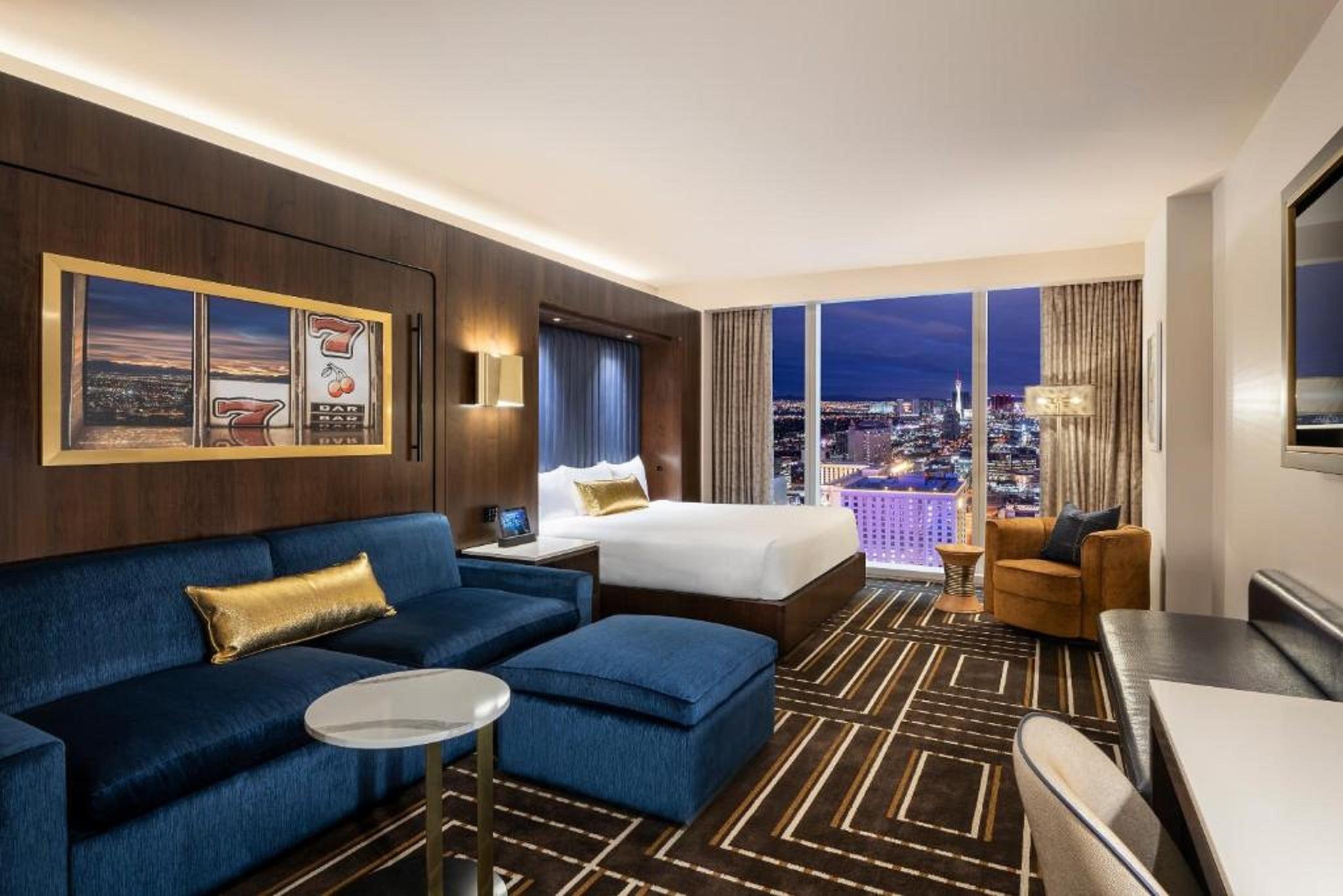 Hotel Circa & Casino - Adults Only