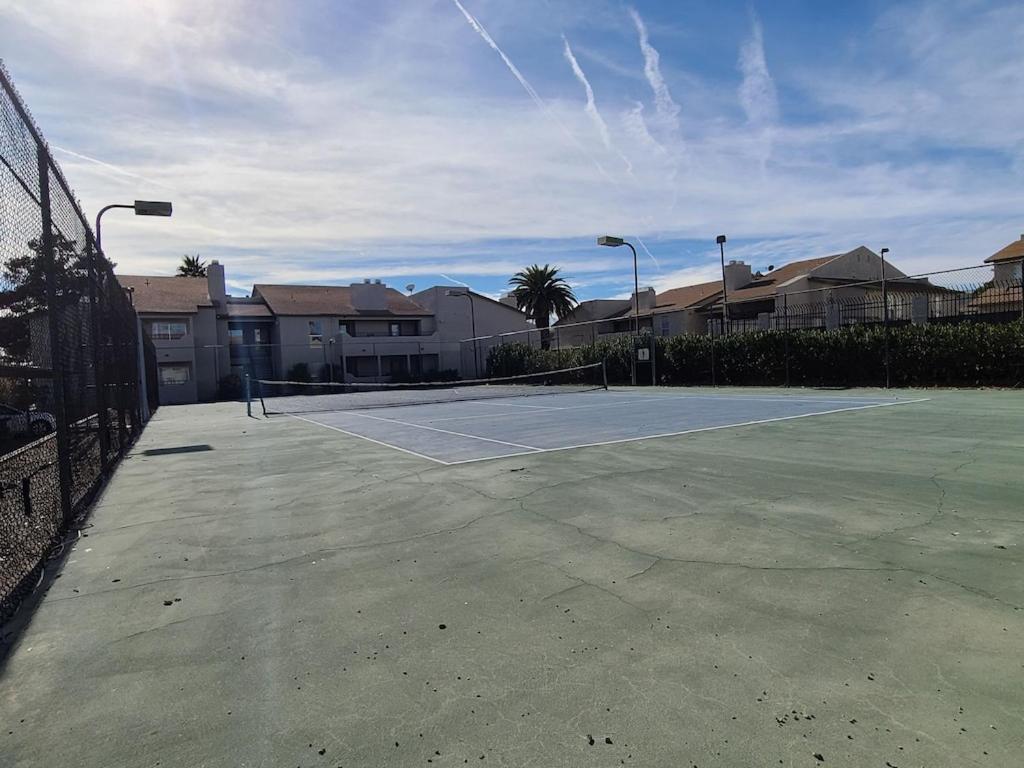2bed 1 Bath Near Nellis Afb & The Strip Apartment