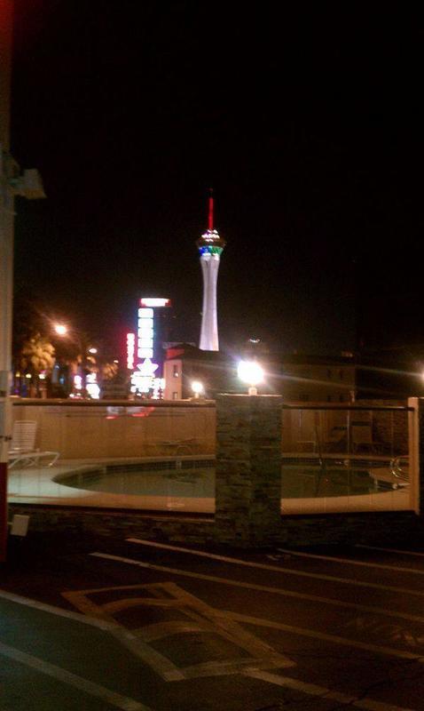 Econo Hotel