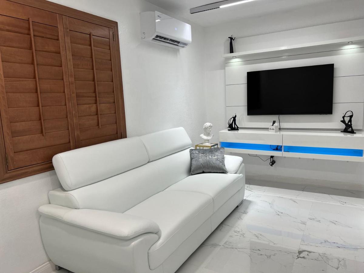 Vegas Apartment