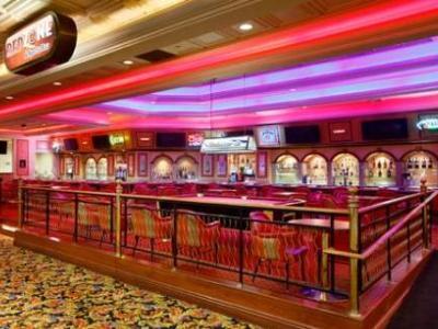 Resort Gold Coast And Casino 3*