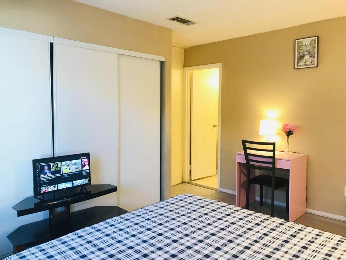 Guest house Independent Bedroom With Private Bathroom#2 *