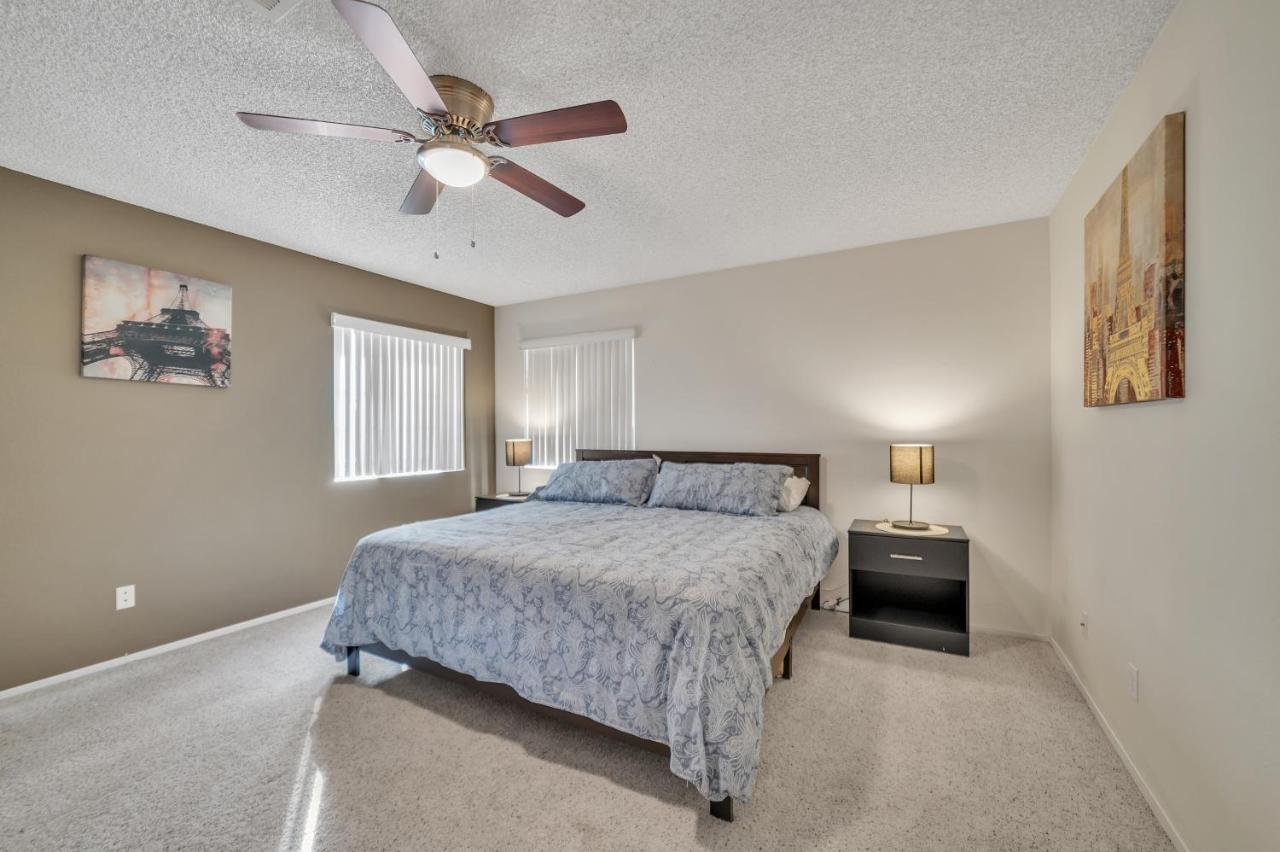 Holiday home Vegas Oasis With Sparkling Pool Las Vegas