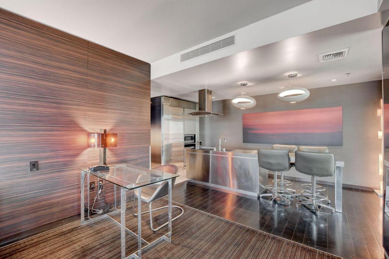 One Bedroom With Strip Views 22nd Floor. Las Vegas