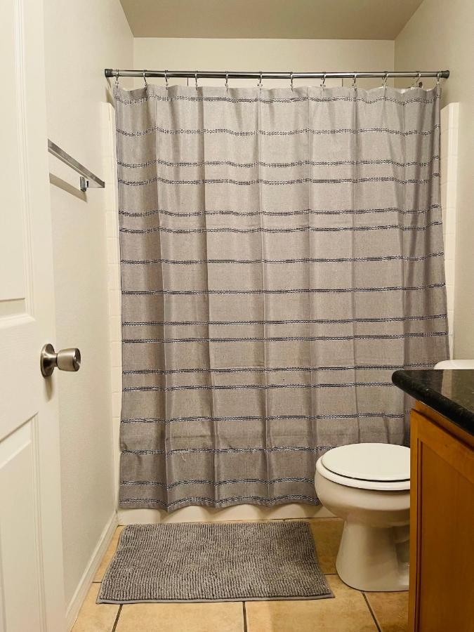 3br King Suite/near Strip/wi-fi Holiday home *