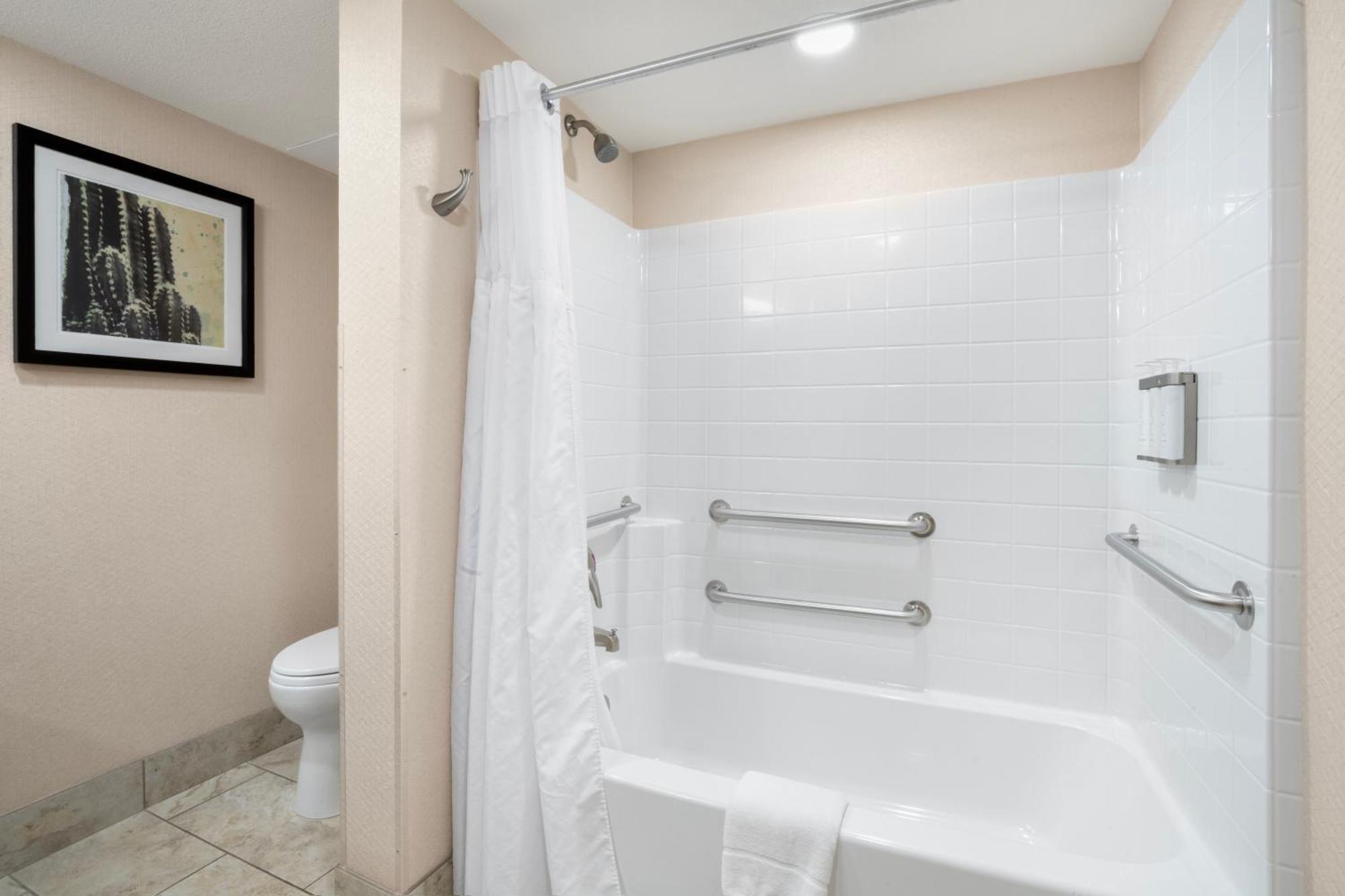 Hotel The Carriage House 3*