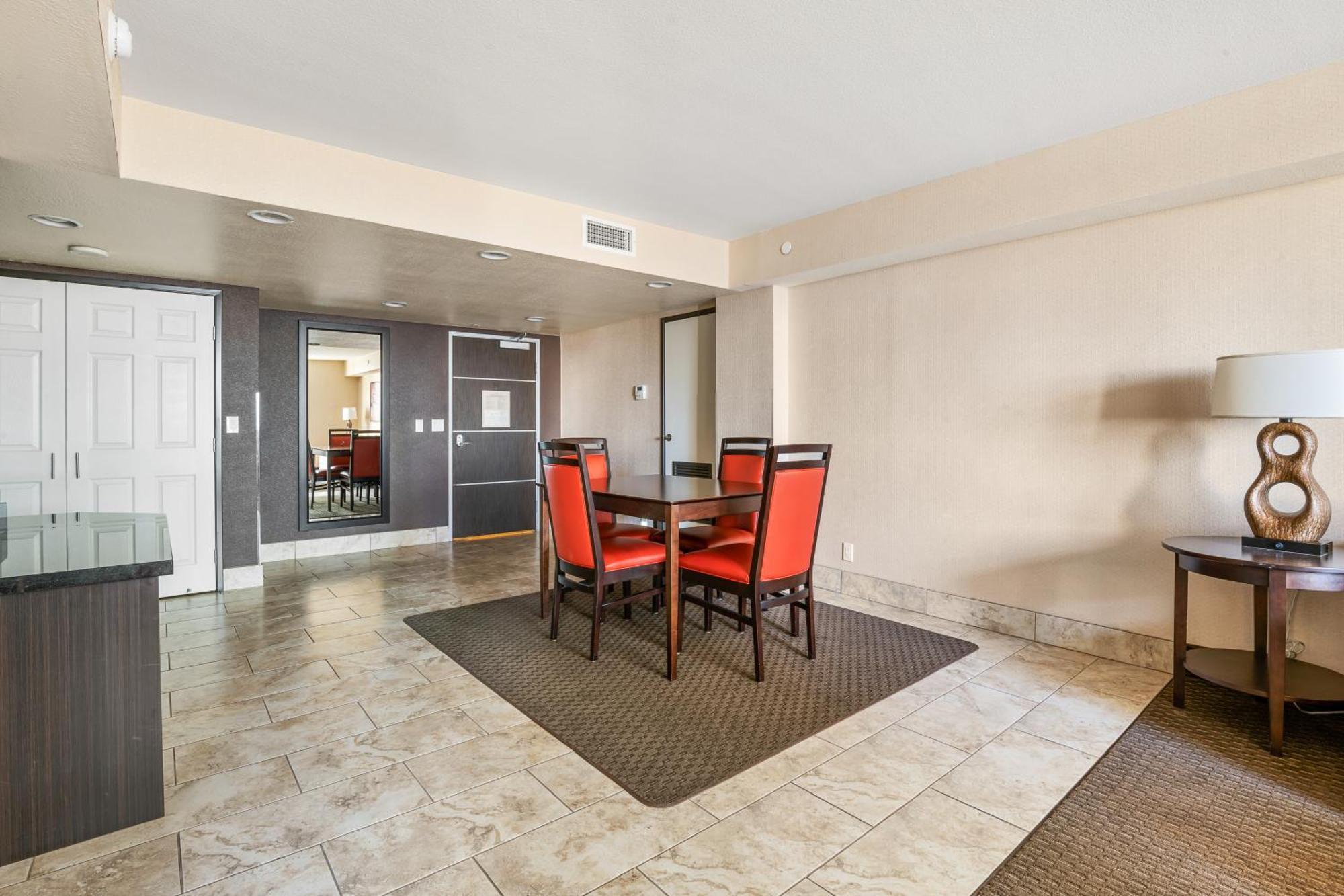 Hotel The Carriage House 3*