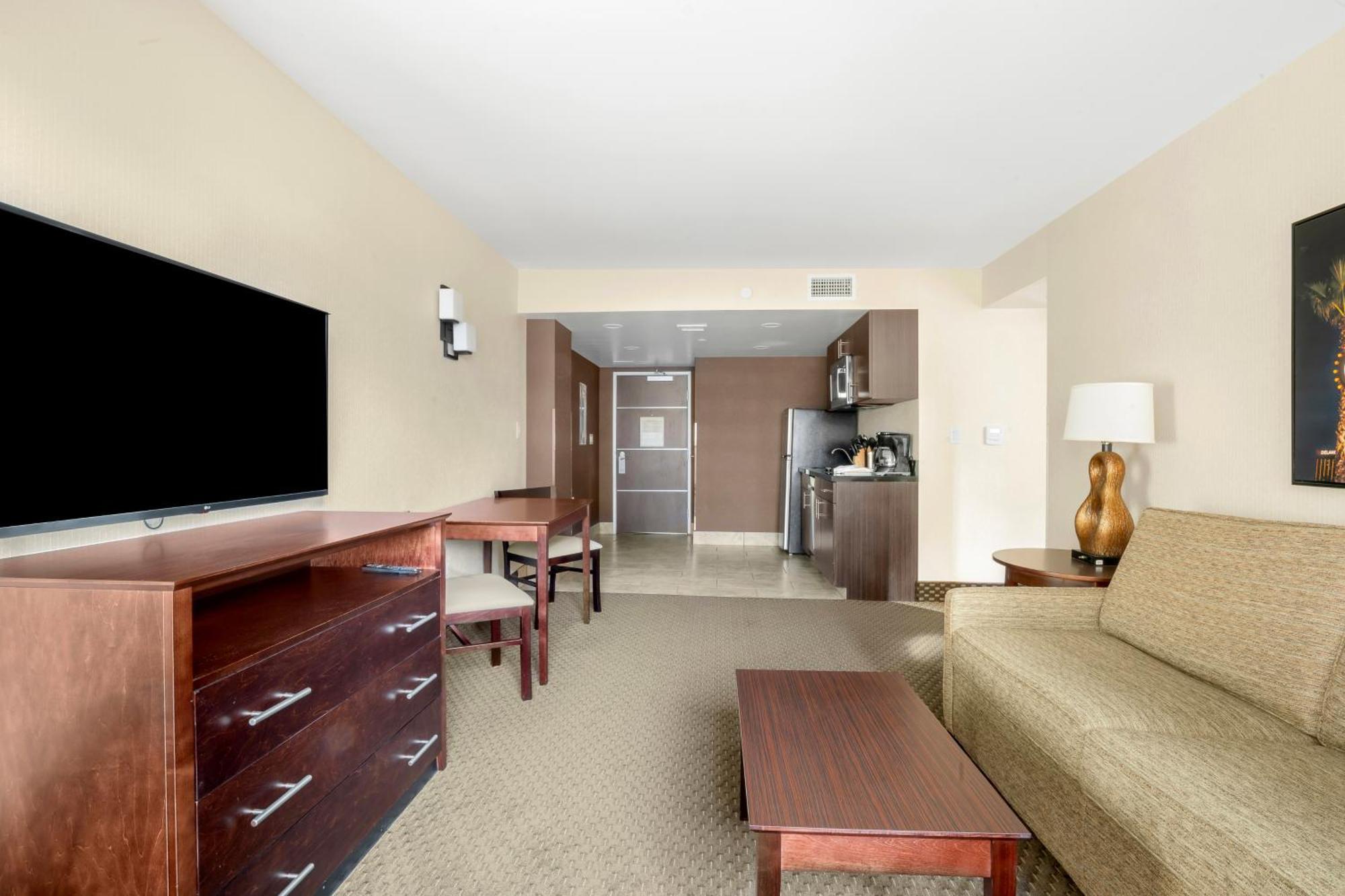 The Carriage House Hotel 3*