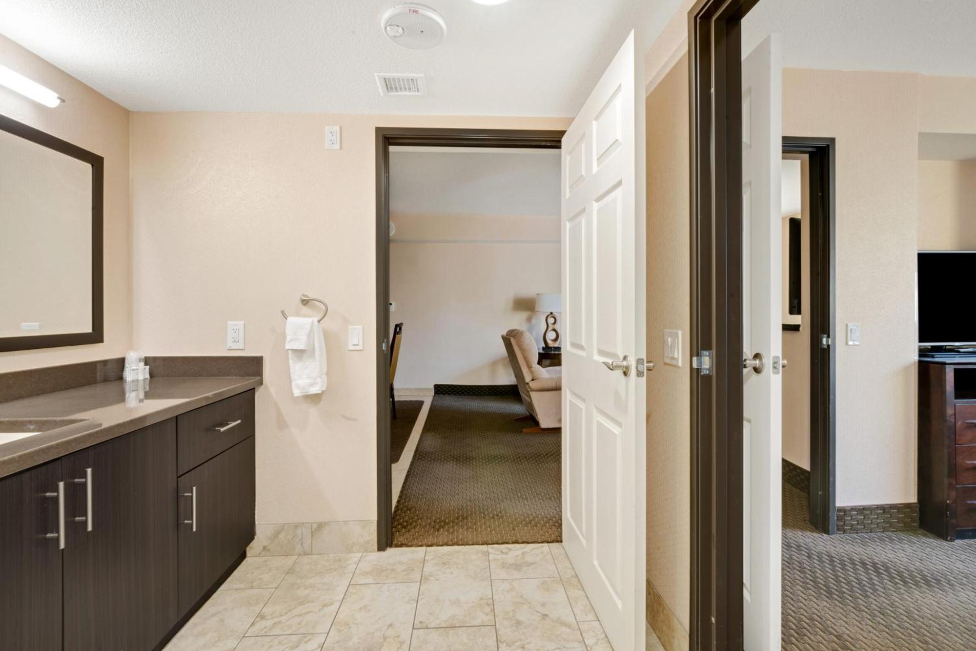 Hotel The Carriage House 3*