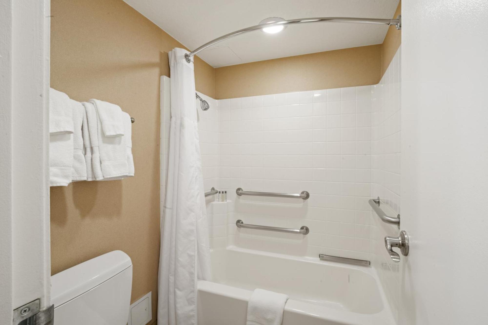 Hotel The Carriage House 3*