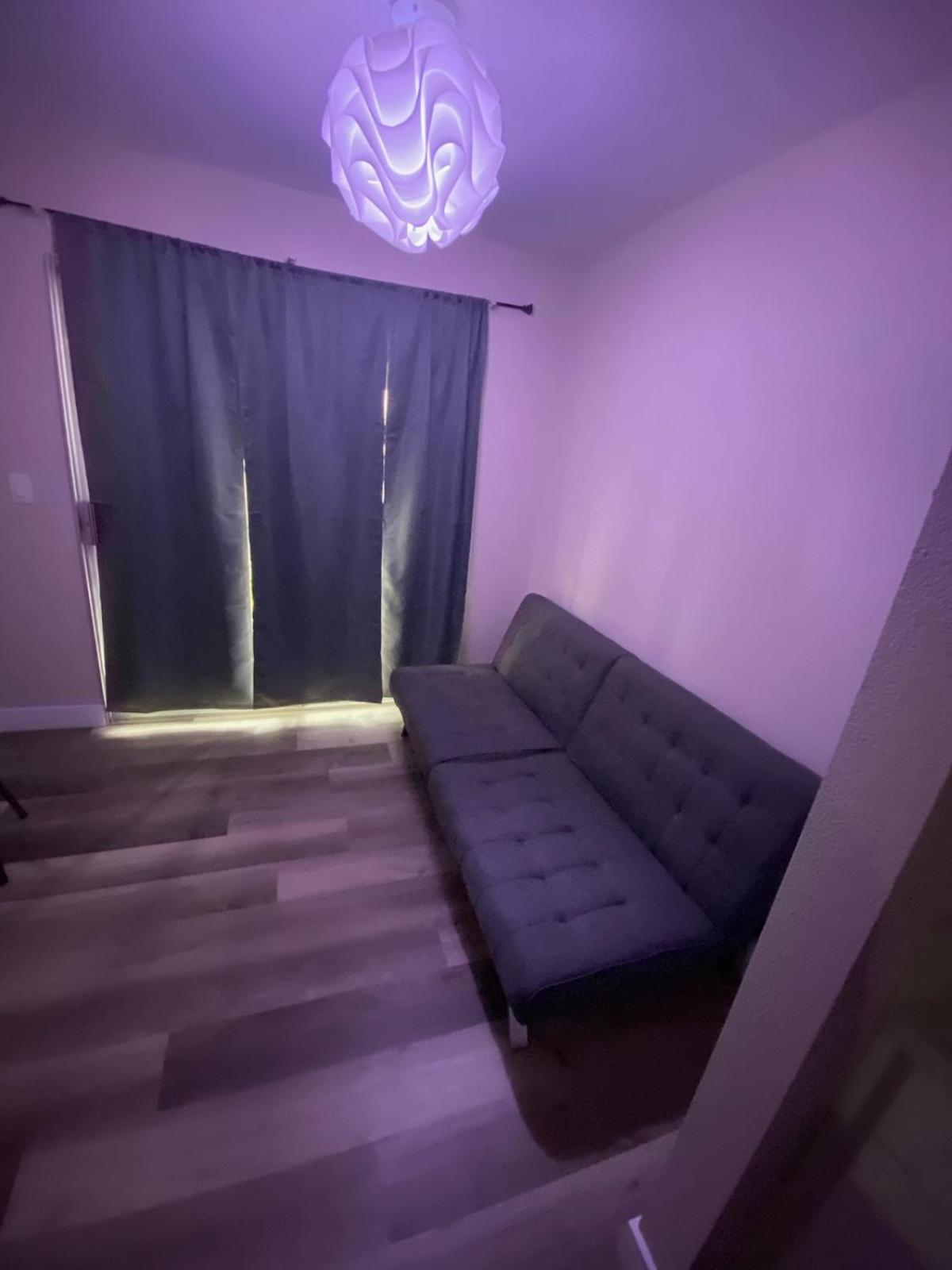 In Downtown Free Parking 4 Mins Frm Freemont * Las Vegas