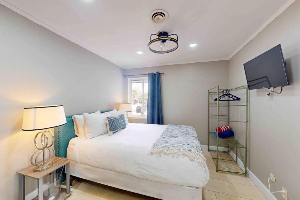 Luxury /pool/spa/games/ 3 Mi Vegas Strip Villa Las Vegas