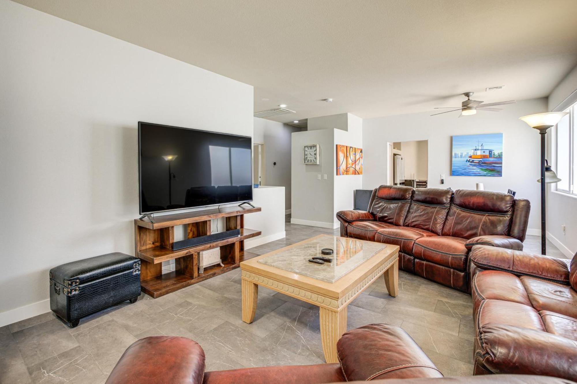Desert Escape With Pool Oasis Near Golfing And Vegas! Las Vegas