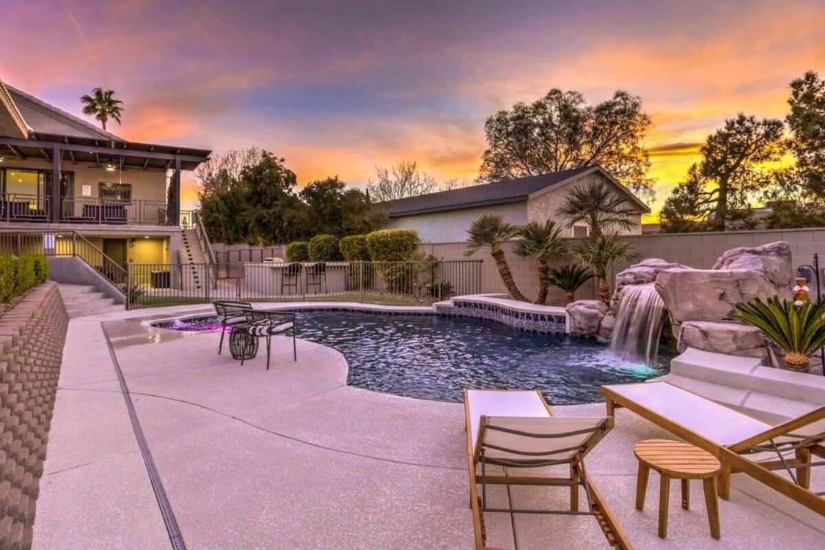 Villa Luxurious 7br Mansion W Pool, Gym, & Casita