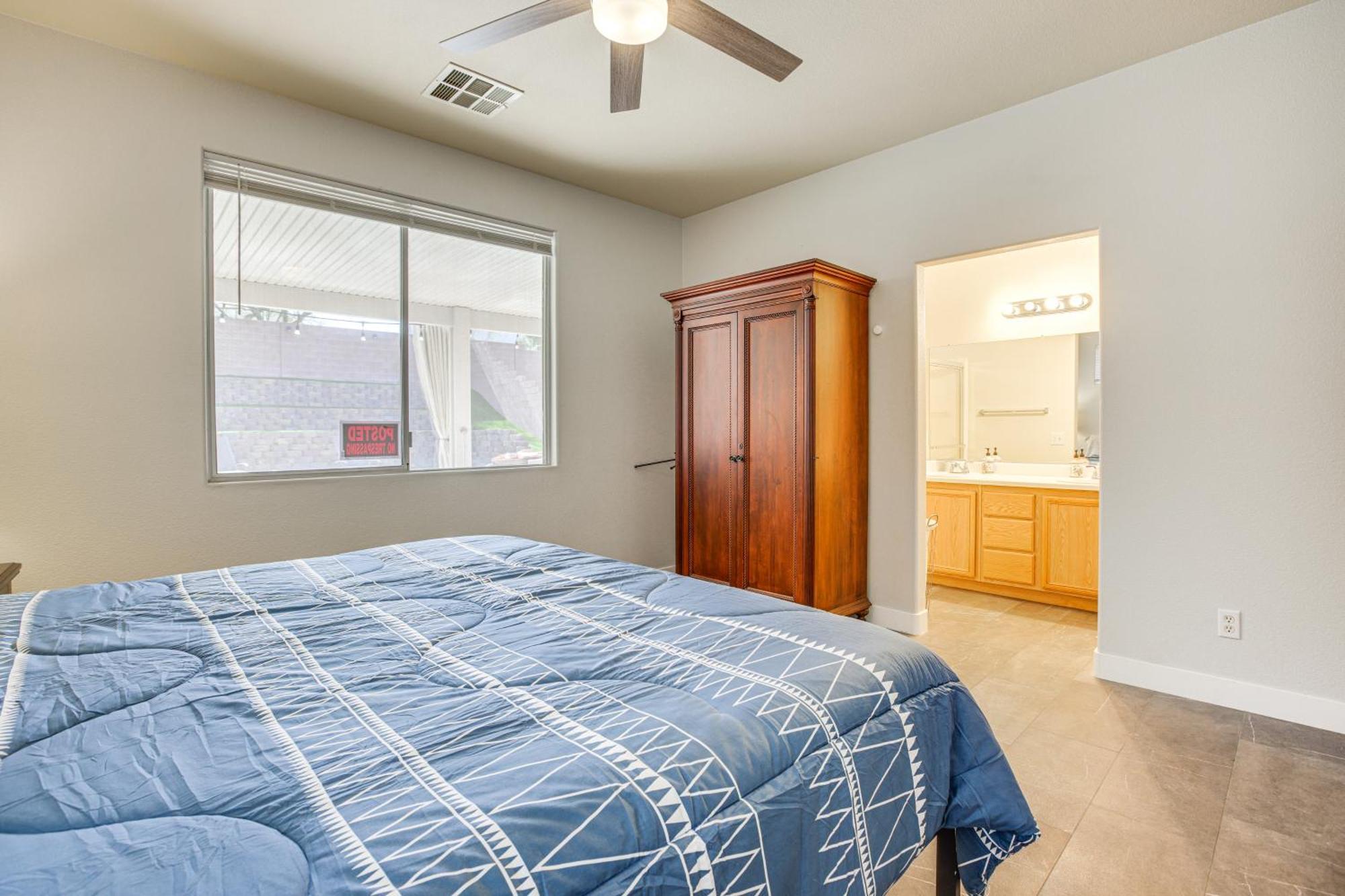 Desert Escape With Pool Oasis Near Golfing And Vegas! Holiday home