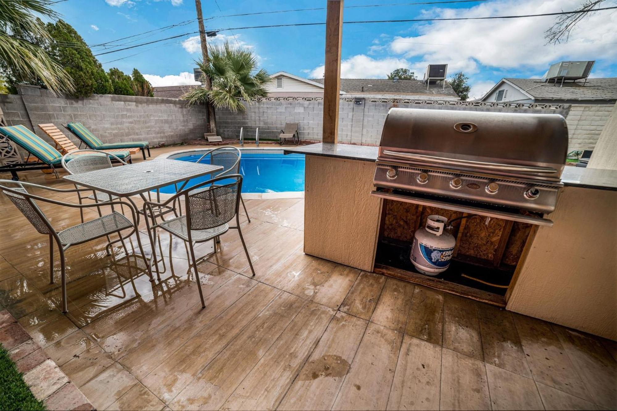 Vegas Retreat - 5 Mins From The Strip Holiday home