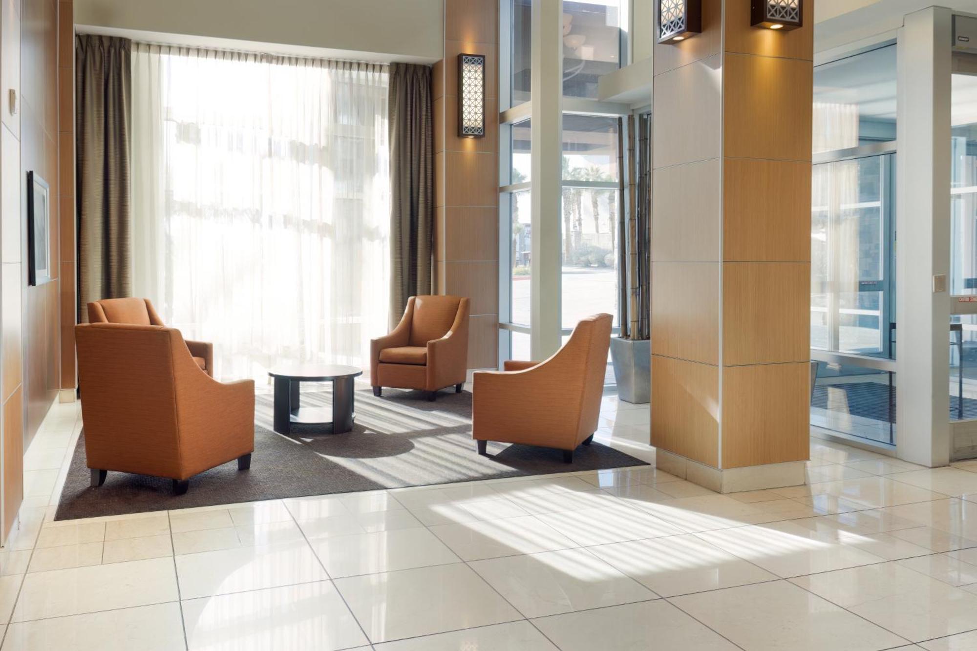 Staybridge Vegas - Stadium District Hotel 3*