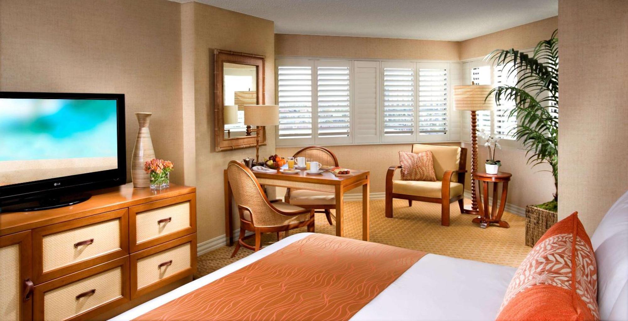 Resort Tropicana Vegas A Doubletree By Hilton & Casino - Free Parking