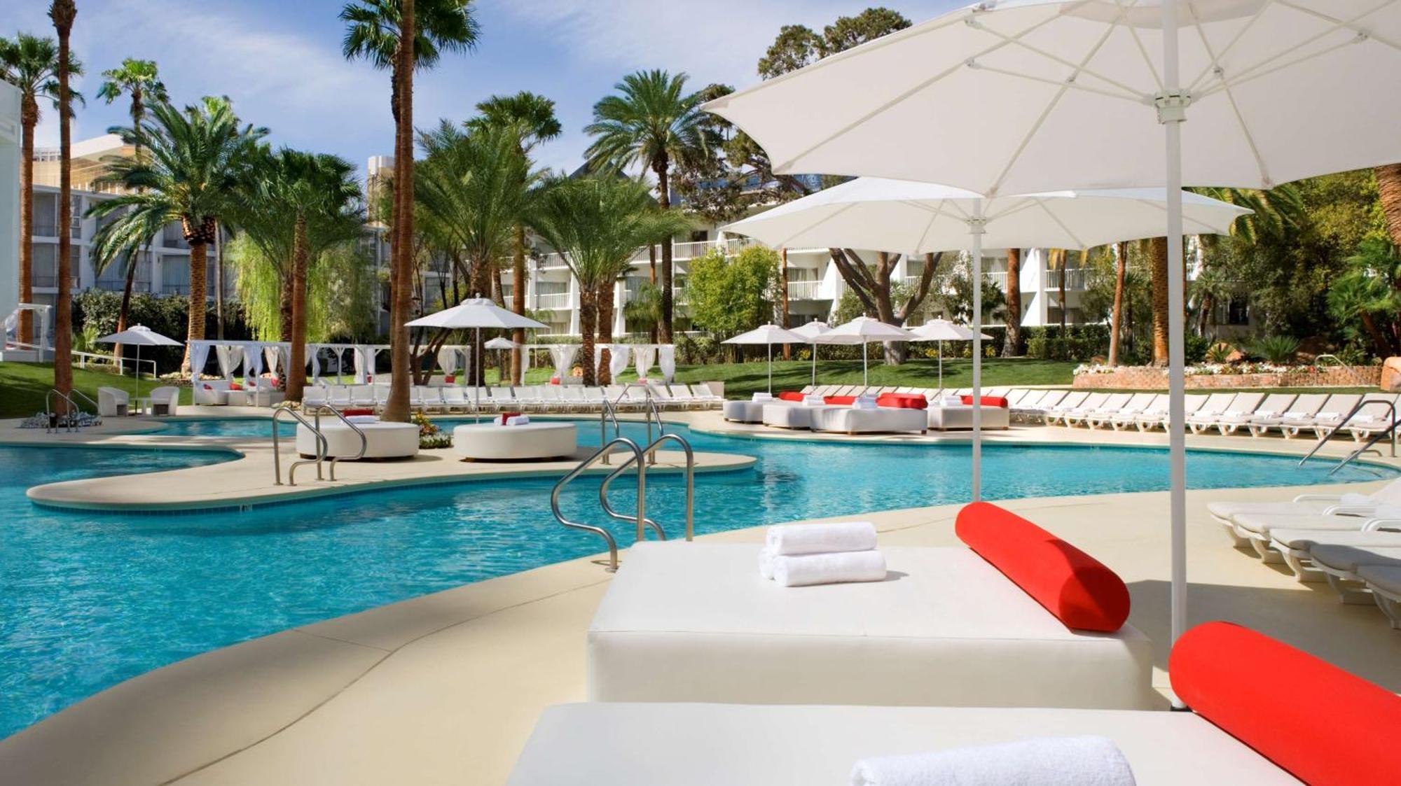 Resort Tropicana Vegas A Doubletree By Hilton & Casino - Free Parking