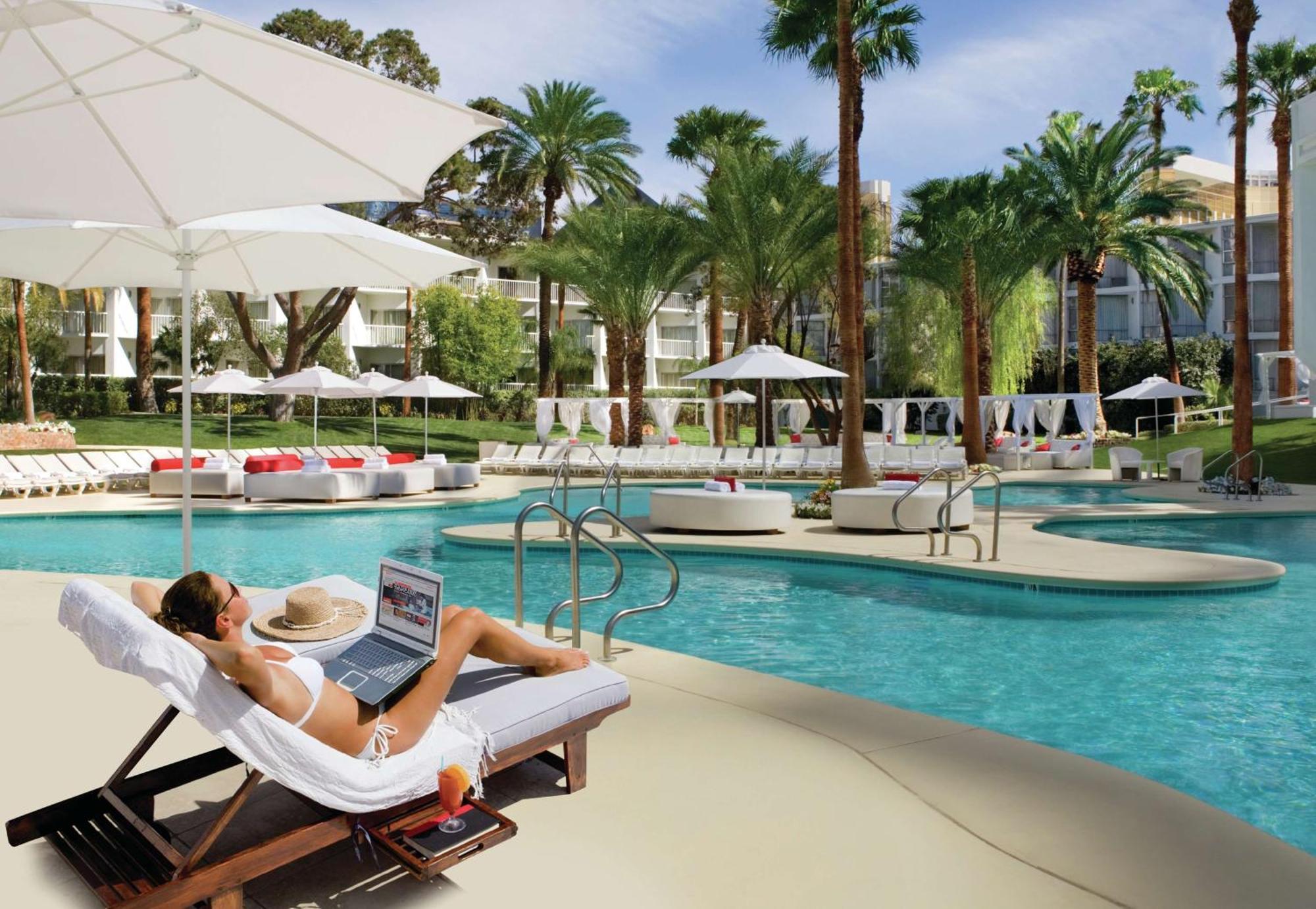 Tropicana Vegas A Doubletree By Hilton & Casino - Free Parking Resort 4*