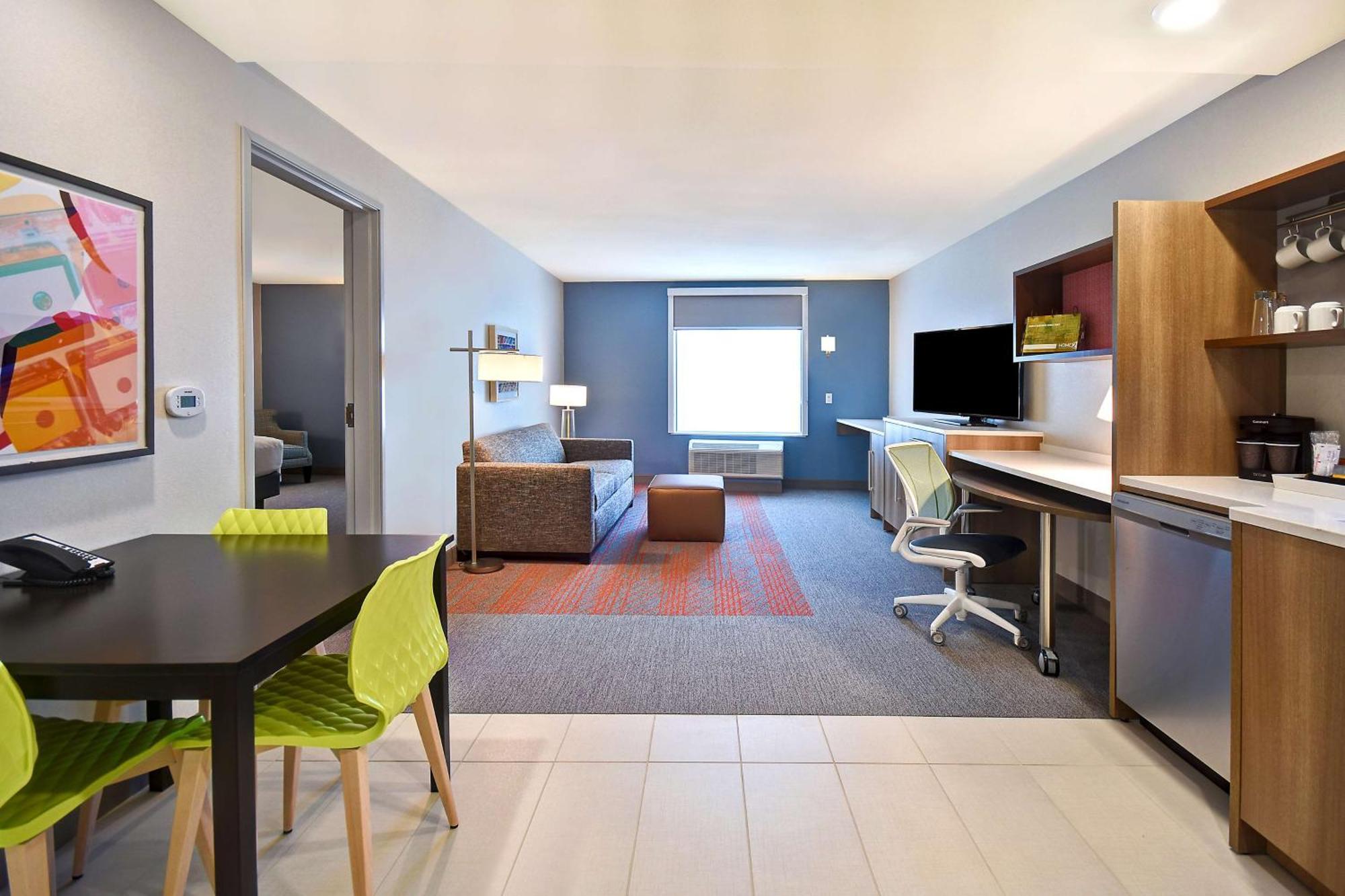 Home2 By Hilton Vegas Convention Center - No Fee Hotel Las Vegas