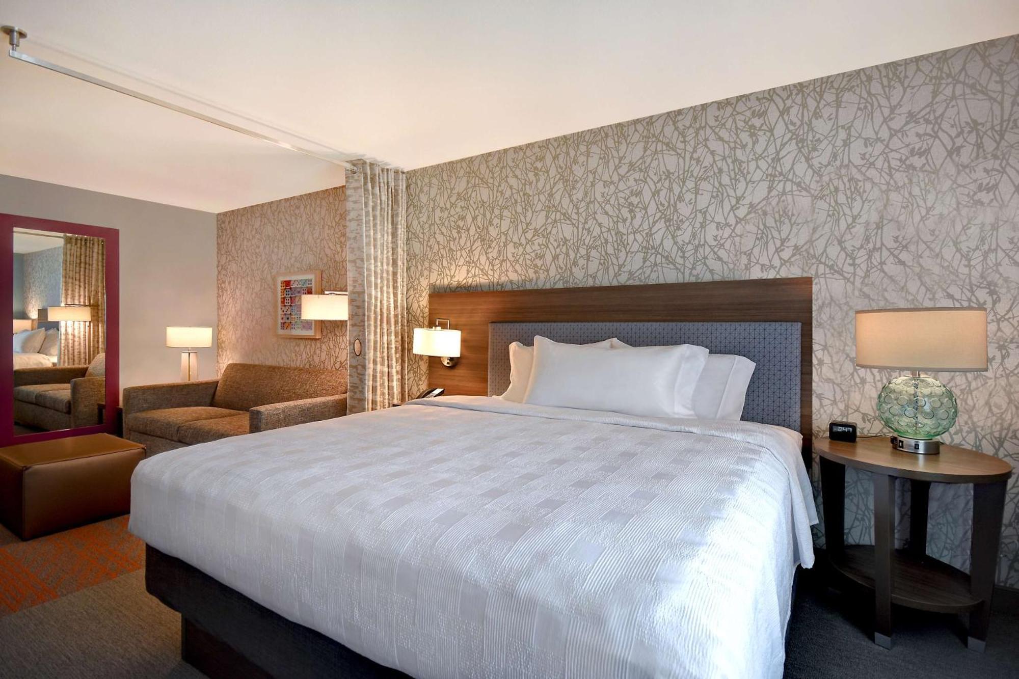 Hotel Home2 By Hilton Vegas Convention Center - No Fee Las Vegas