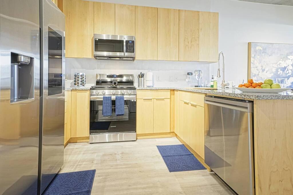Loft Lv8 ※ Elegant Urban Oasis In Downtown Vegas Apartment *
