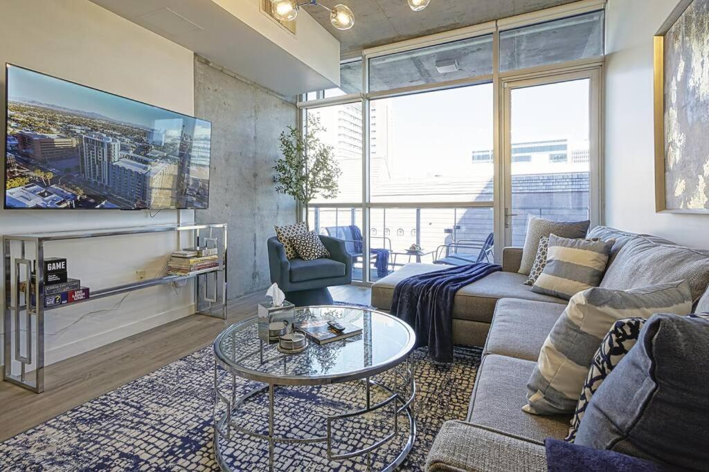 Loft Lv8 ※ Elegant Urban Oasis In Downtown Vegas Apartment *