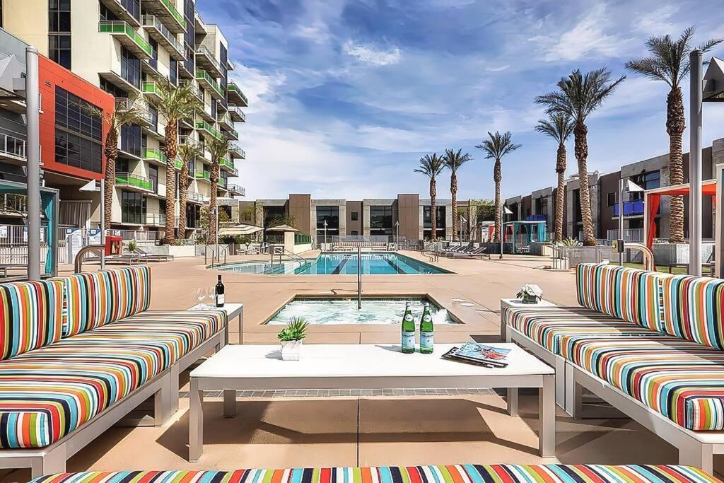 Loft Lv8 ※ Elegant Urban Oasis In Downtown Vegas Apartment *