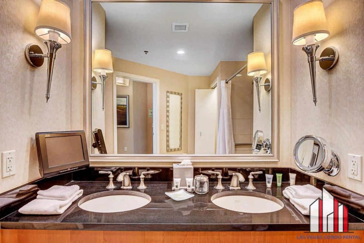 Mgm Signature-12-718 Accessible Holiday home