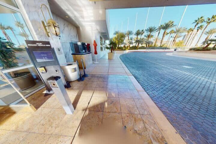 Mgm Signature-12-718 Accessible Holiday home *
