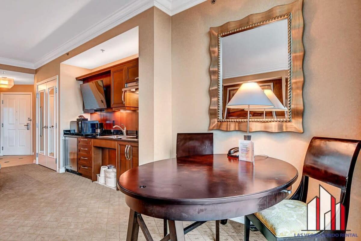 Mgm Signature-12-718 Accessible Holiday home