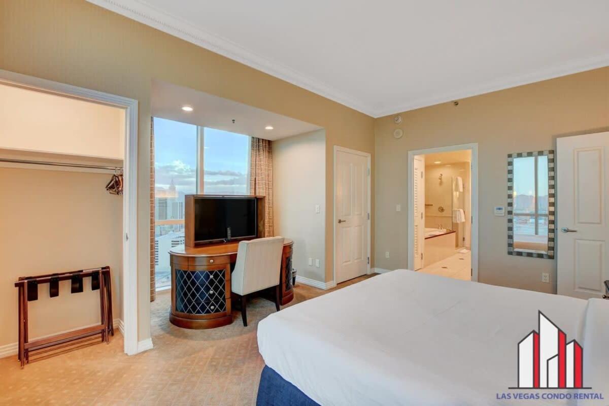 Signature 2br3ba Balcony Combo Units 29-602 And 04 Holiday home *