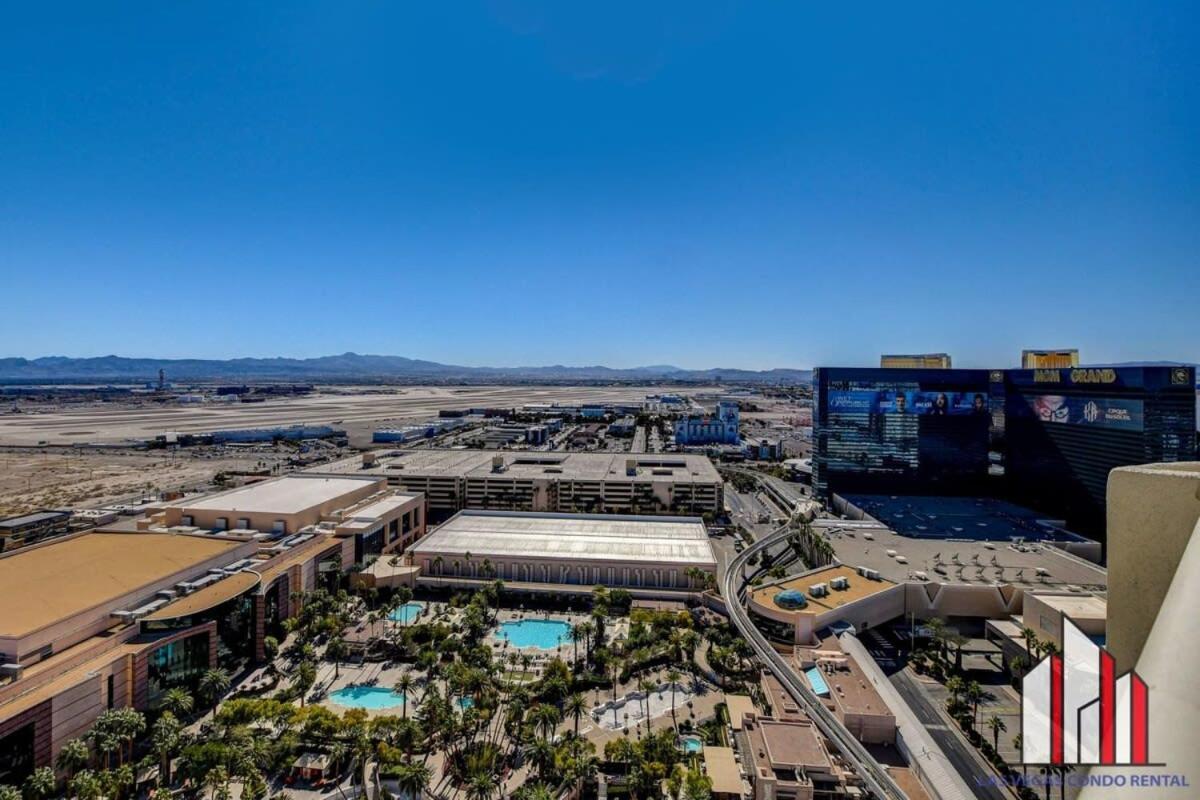 Signature 2br3ba Balcony Combo Units 29-602 And 04 Holiday home Las Vegas